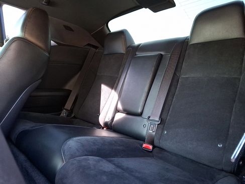 Used 2016 Dodge Challenger R/T Scat Pack image 10