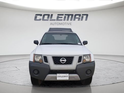Used 2012 Nissan Xterra X AWD/4WD image 8