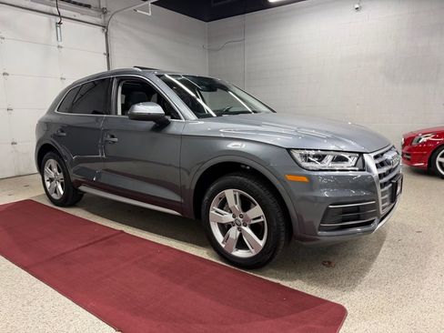 Used 2019 Audi Q5 3.0T Premium Plus w/ Premium Plus Package AWD/4WD image 10