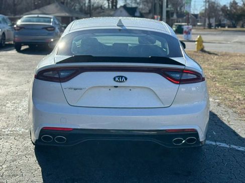 Used 2019 Kia Stinger RWD image 7