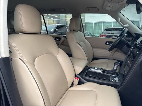 Used 2024 Nissan Armada SV image 19