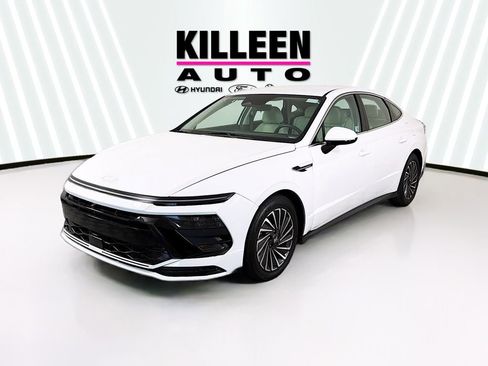 Used 2025 Hyundai Sonata SEL FWD image 3