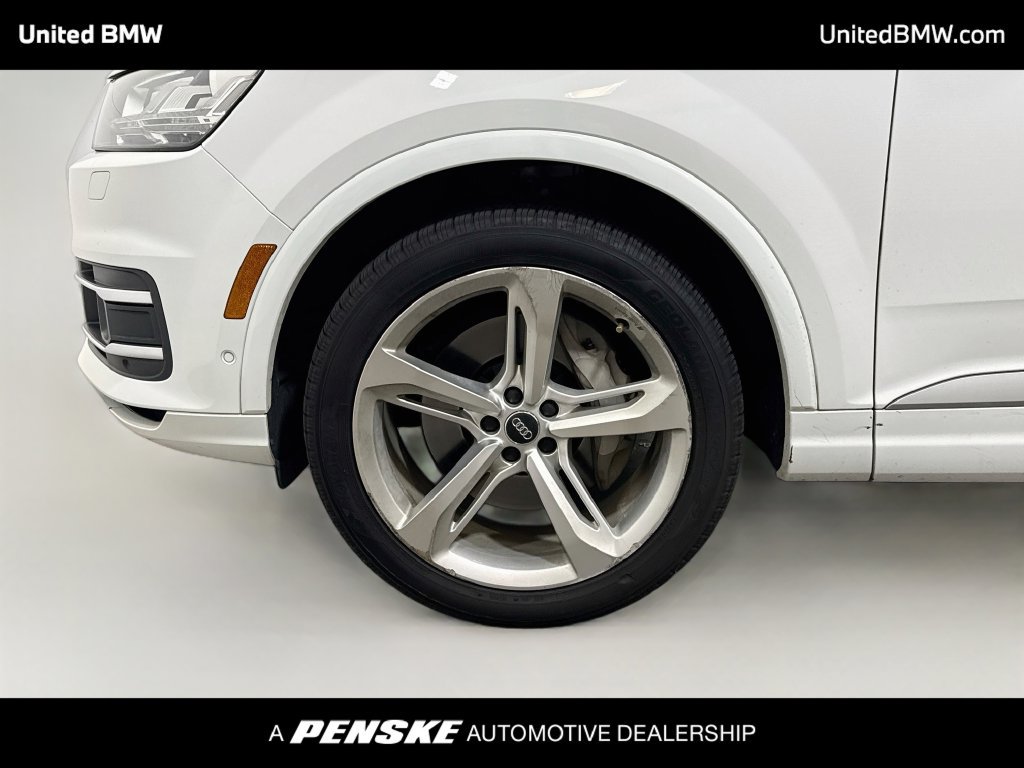 Used 2019 Audi Q7 3.0T Prestige AWD/4WD image 9
