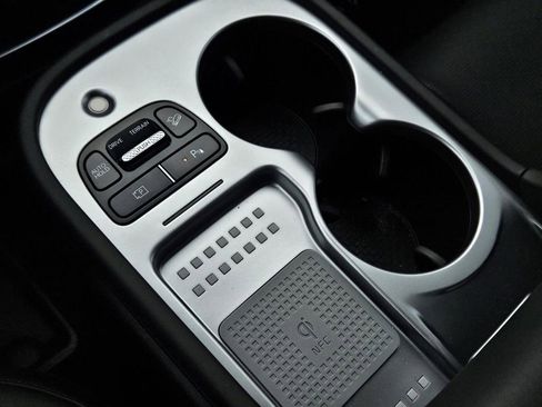 New 2026 Hyundai Ioniq 9 Calligraphy image 28