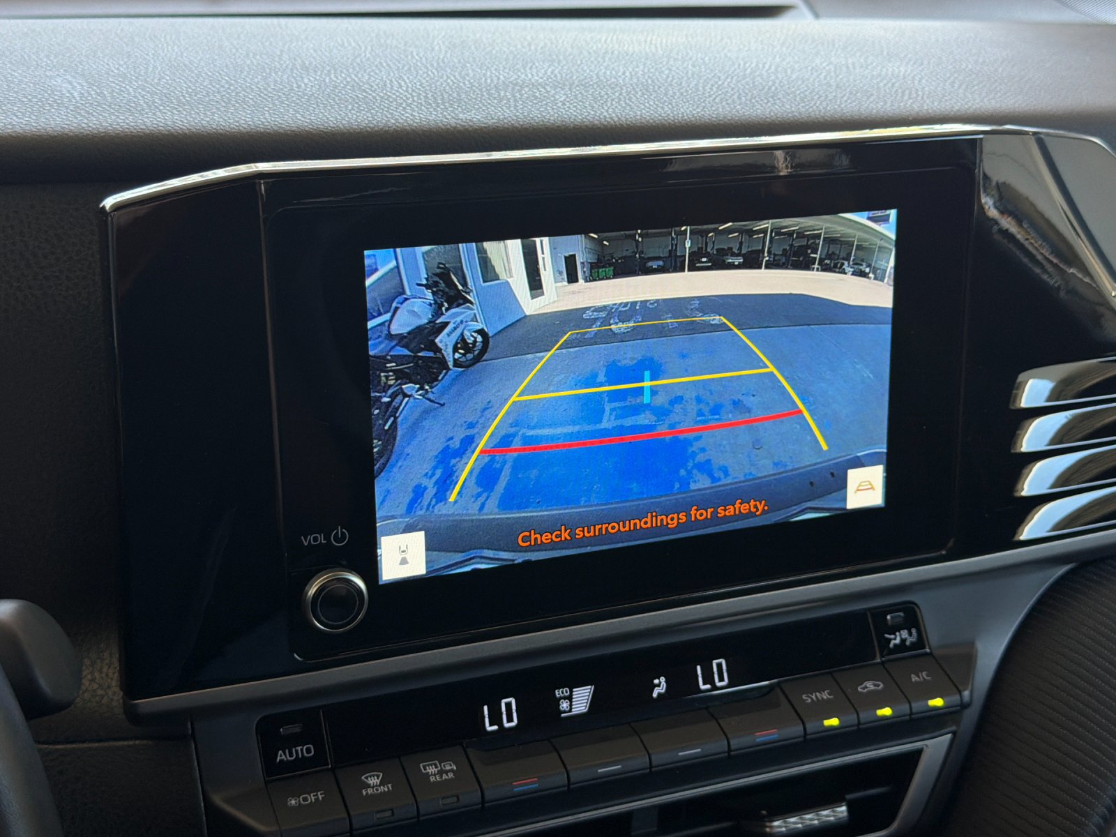 Used 2026 Toyota Camry SE FWD image 16