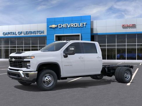 New 2026 Chevrolet Silverado 3500 W/T w/ WT Convenience Package AWD/4WD image 2