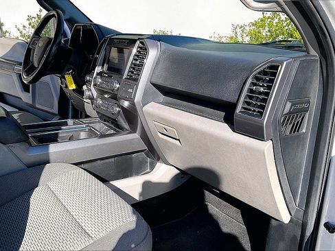 Used 2019 Ford F150 XLT w/ Equipment Group 302A Luxury AWD/4WD image 27