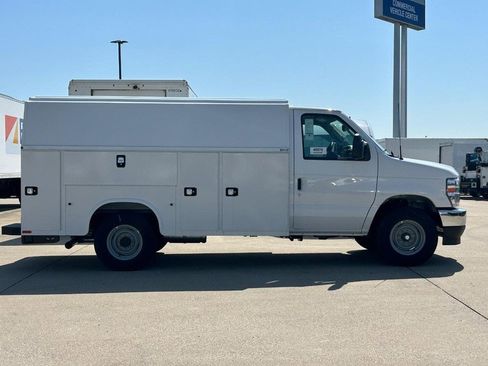 New 2025 Ford E-350 and Econoline 350 Super Duty w/ Power Equipment Group image 2