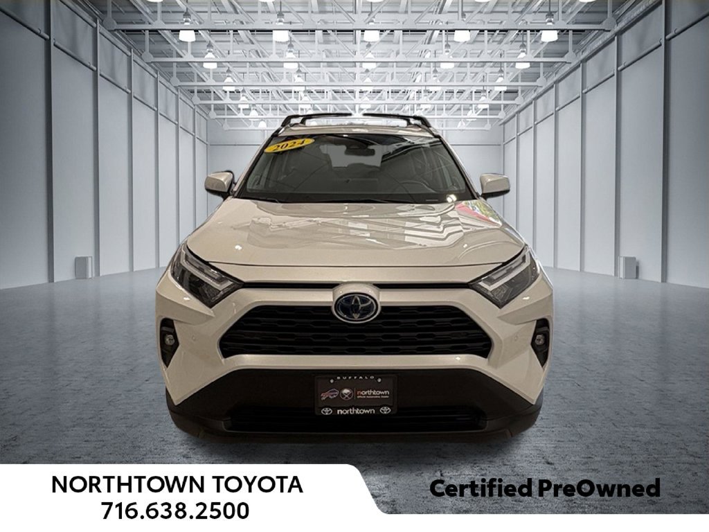 Used 2024 Toyota RAV4 XLE Premium w/ Weather Package AWD/4WD image 4