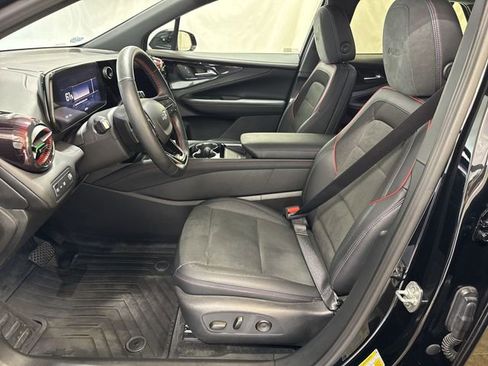 Used 2025 Chevrolet Blazer EV RS AWD/4WD image 10