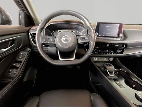 Certified 2021 Nissan Rogue SV w/ Premium Package AWD/4WD image 8