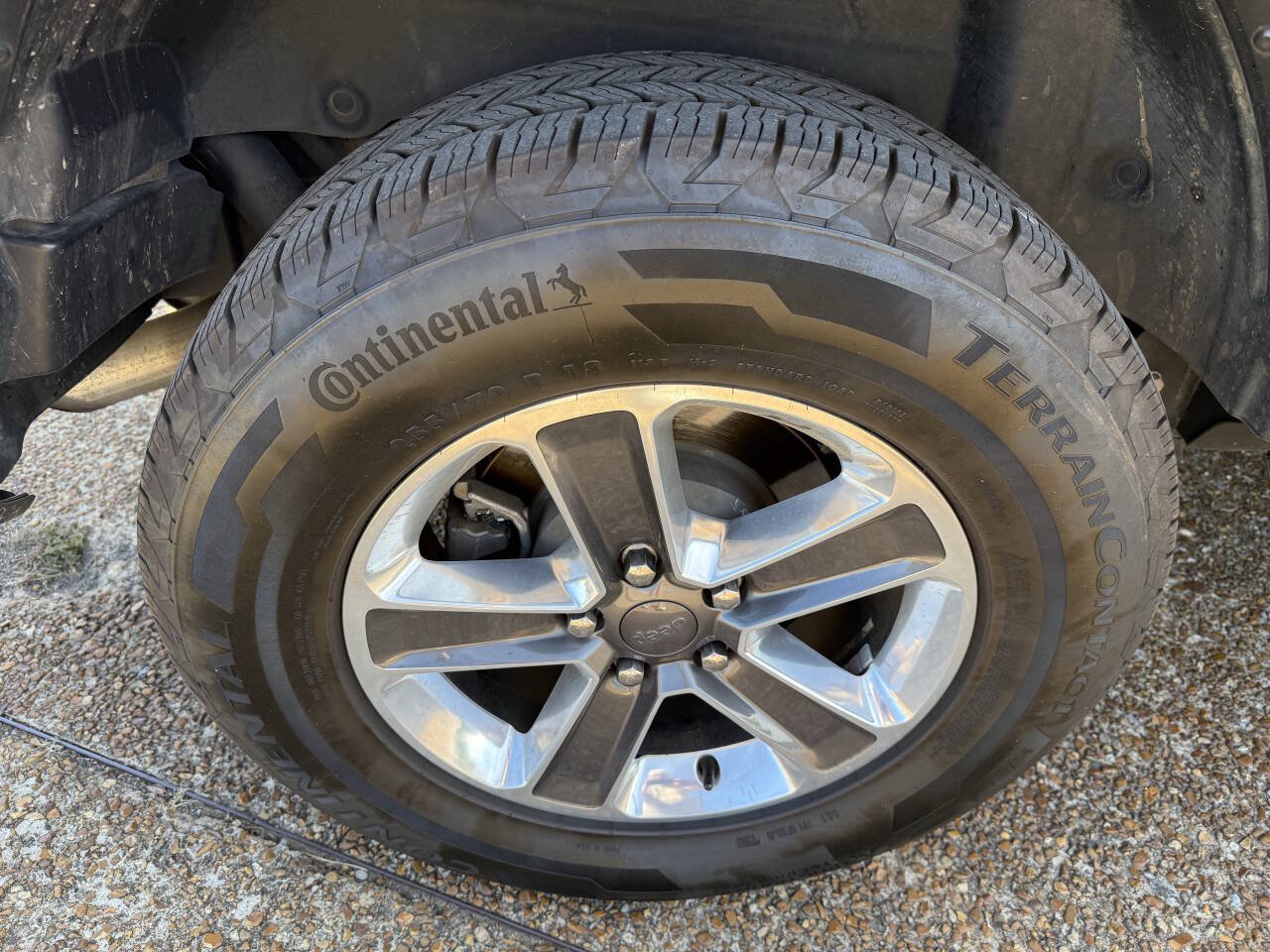 Used 2019 Jeep Wrangler Unlimited Sahara w/ Safety Group AWD/4WD image 15