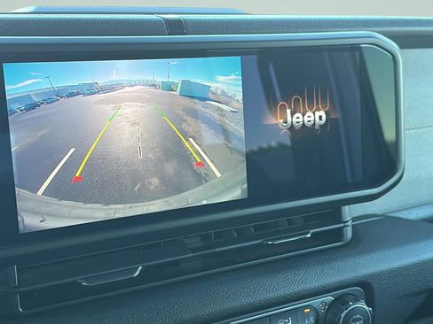 Used 2024 Jeep Wrangler Unlimited Sport image 25