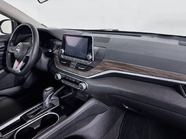 Used 2023 Nissan Altima 2.5 SV FWD image 27