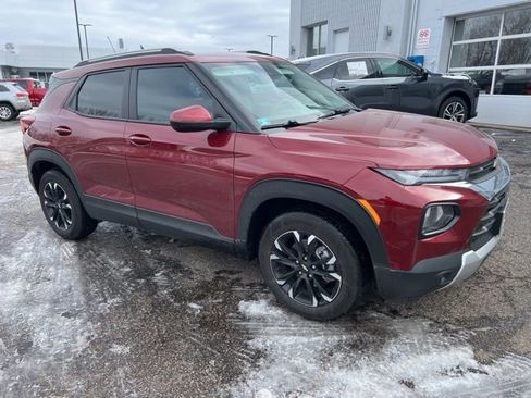 Used 2023 Chevrolet TrailBlazer LT w/ Convenience Package image 9