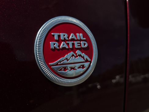 Used 2017 Jeep Grand Cherokee Trailhawk image 11