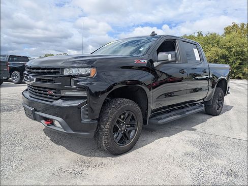 Certified 2020 Chevrolet Silverado 1500 LT Trail Boss AWD/4WD image 8