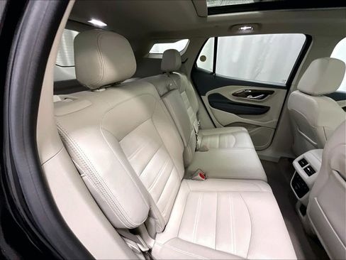 Used 2024 GMC Terrain Denali w/ Denali Premium Package image 16