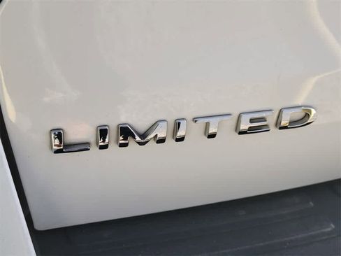 Used 2023 Ford Expedition Max Limited image 7