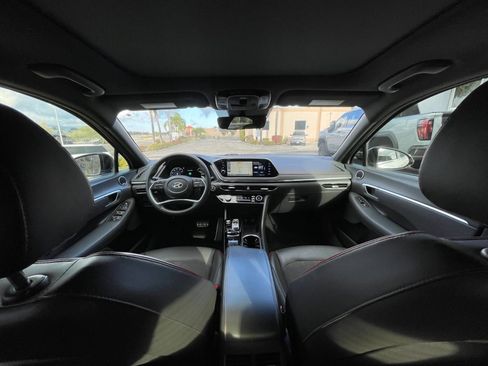 Used 2020 Hyundai Sonata SEL Plus w/ Tech Package image 12