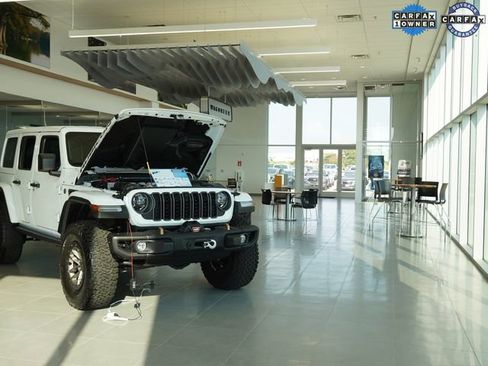 Used 2025 Volkswagen Atlas SEL Premium R-Line image 46