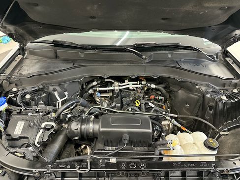 Used 2024 Ford Explorer XLT w/ Equipment Group 202A image 36