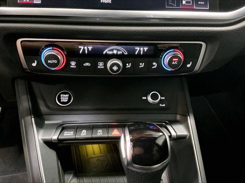 Certified 2025 Audi Q3 2.0T Premium Plus w/ Premium Plus Package image 33