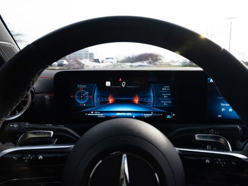 Used 2024 Mercedes-Benz CLA 45 AMG 4MATIC image 21