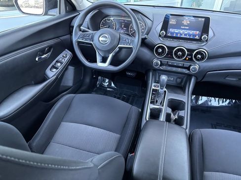 Used 2024 Nissan Sentra SV FWD image 21