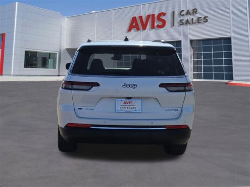 Used 2023 Jeep Grand Cherokee L Limited image 5