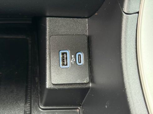 Used 2024 Ford Edge SEL w/ Convenience Package image 13