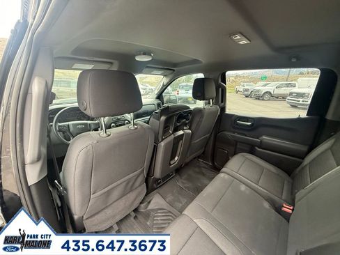 Used 2023 Chevrolet Silverado 1500 Custom Trail Boss AWD/4WD image 9