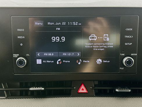 Used 2025 Kia Sportage LX FWD image 19