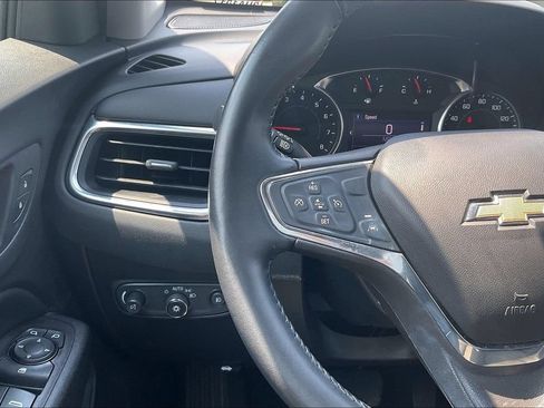 Used 2021 Chevrolet Equinox LT w/ Driver Convenience Package FWD image 11