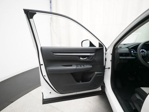 Used 2023 Honda CR-V LX image 27