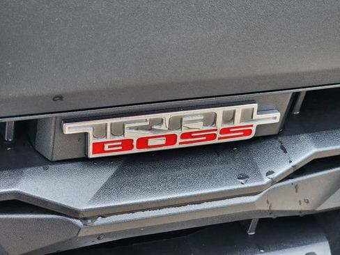 Used 2025 Chevrolet Colorado Trail Boss AWD/4WD image 13