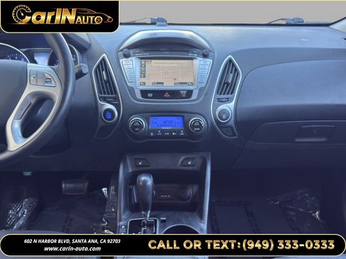 Used 2013 Hyundai Tucson Limited w/ Premium Pkg FWD image 17