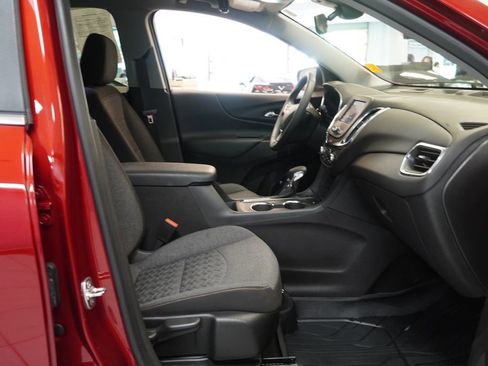 Used 2024 Chevrolet Equinox LT w/ LPO, Floor Liner Package AWD/4WD image 27