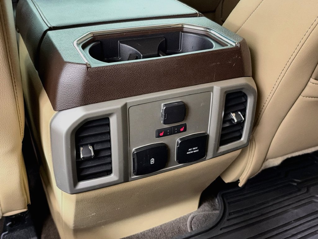 Used 2018 Ford F150 Lariat w/ Equipment Group 502A Luxury AWD/4WD image 27