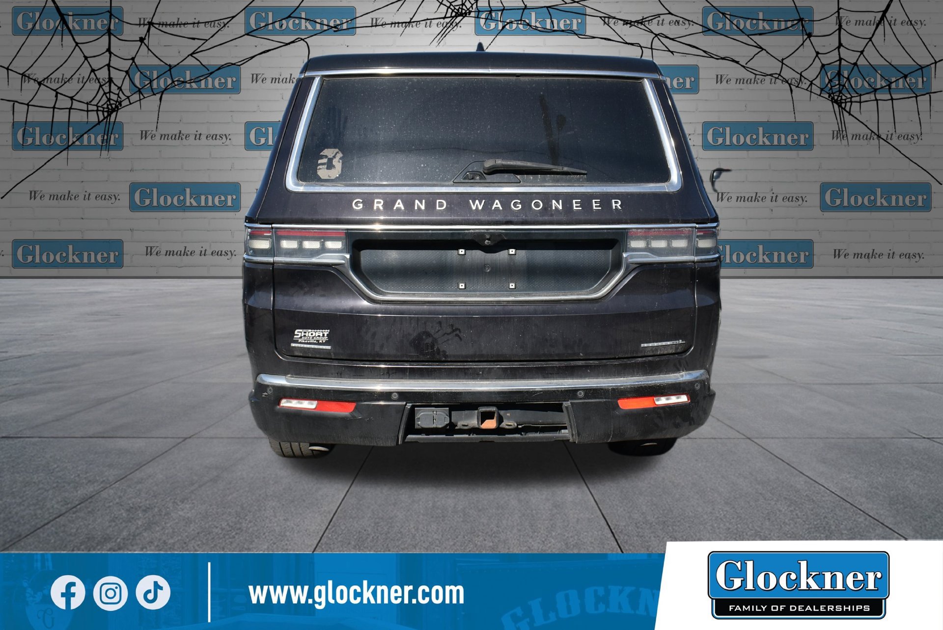 Used 2023 Jeep Grand Wagoneer L Series II AWD/4WD image 11