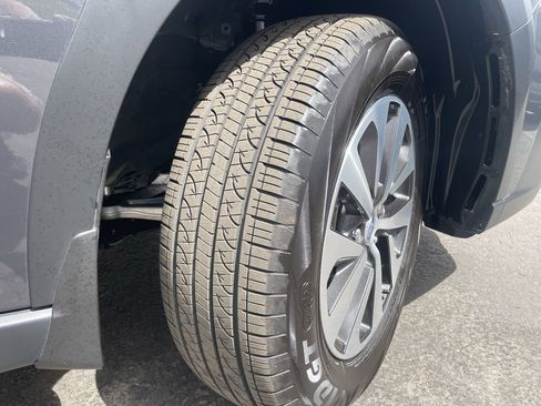 Used 2025 Subaru Outback Premium w/ Popular Package #1 image 9