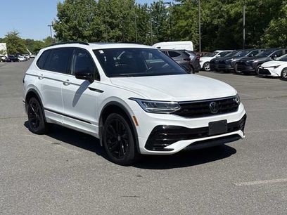 Used 2023 Volkswagen Tiguan SE R-Line