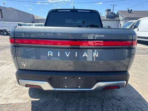 Used 2022 Rivian R1T Adventure AWD/4WD image 4