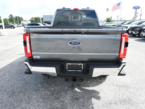 New 2026 Ford F250 Lariat w/ Chrome Package AWD/4WD image 4