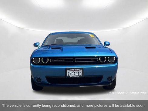 Used 2015 Dodge Challenger R/T w/ Quick Order Package 28B R/T RWD image 2