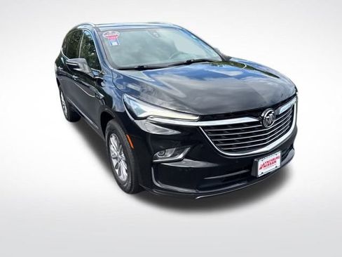 Used 2024 Buick Enclave Premium image 8