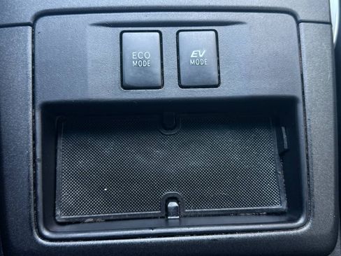 Used 2015 Toyota Camry SE FWD image 27