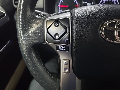 Used 2022 Toyota 4Runner SR5 Premium image 20