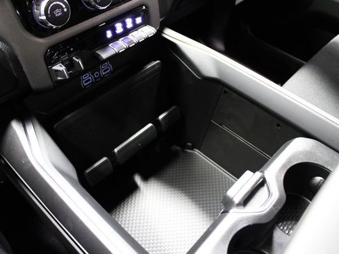 New 2026 RAM 1500 Big Horn w/ Night Edition image 21