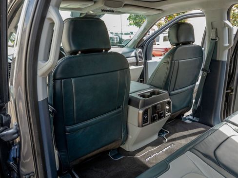 Used 2022 Ford F450 Limited w/ FX4 Off-Road Package image 35